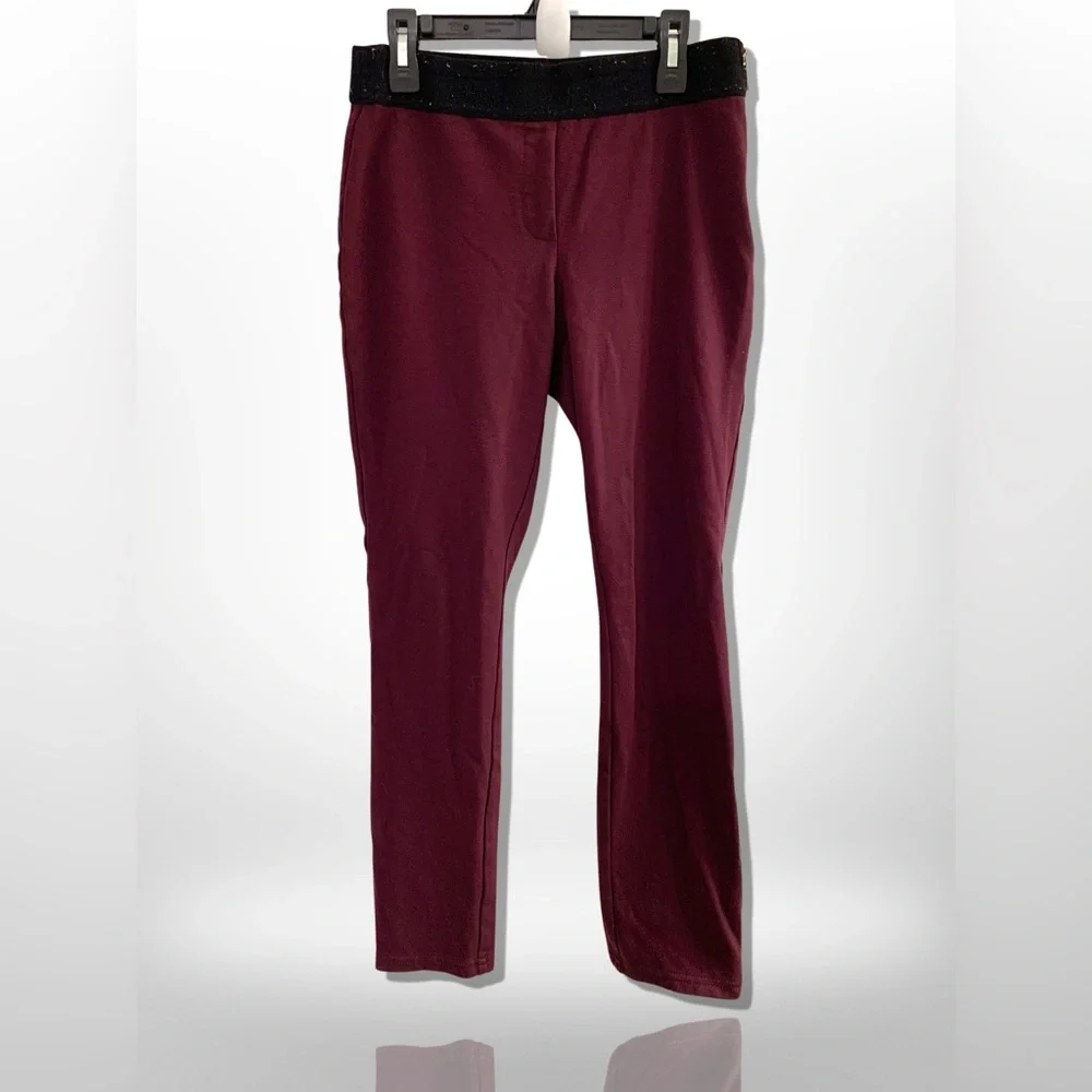 WHITE HOUSE BLACK MARKET • Stretchy Skinny Pants